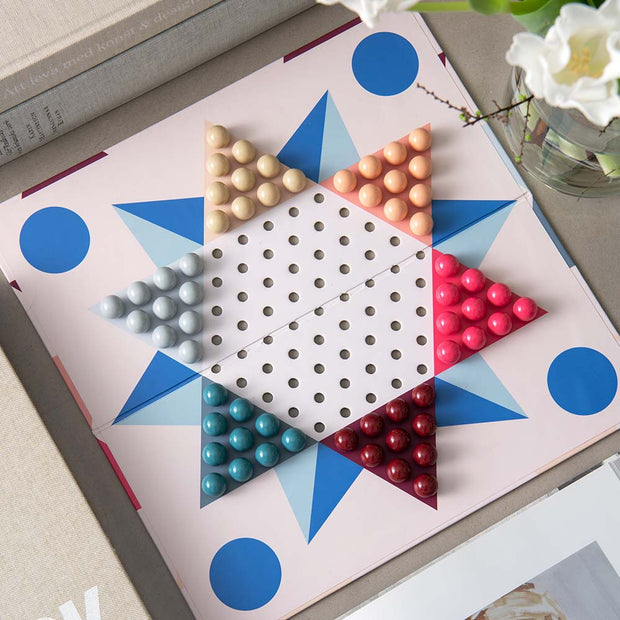CHINESE CHECKERS PLAY